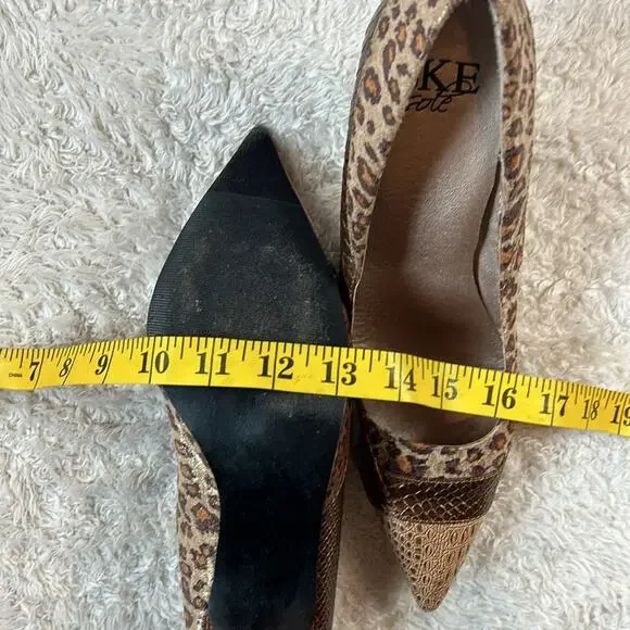 BKE - Buckle leopard and snakeskin pointed toe heels, size Probs 8.5 - Picture 9 of 10